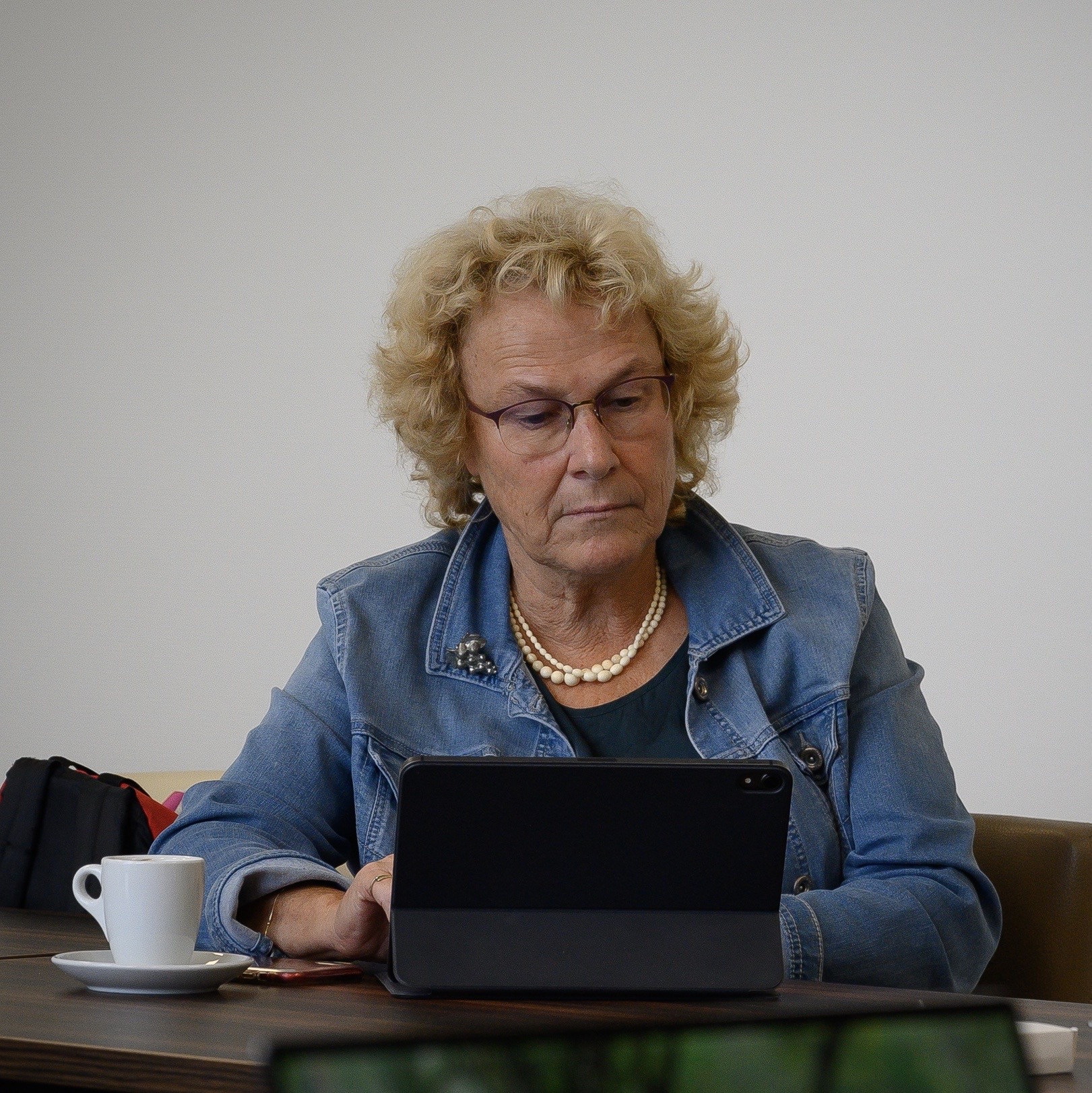 straal Crimineel Alert Marianne Stijnman directeur maatschappelijke zorg, opvang en veiligheid - Emergis straal Crimineel Alert Marianne Stijnman directeur maatschappelijke zorg, opvang en veiligheid - Emergis